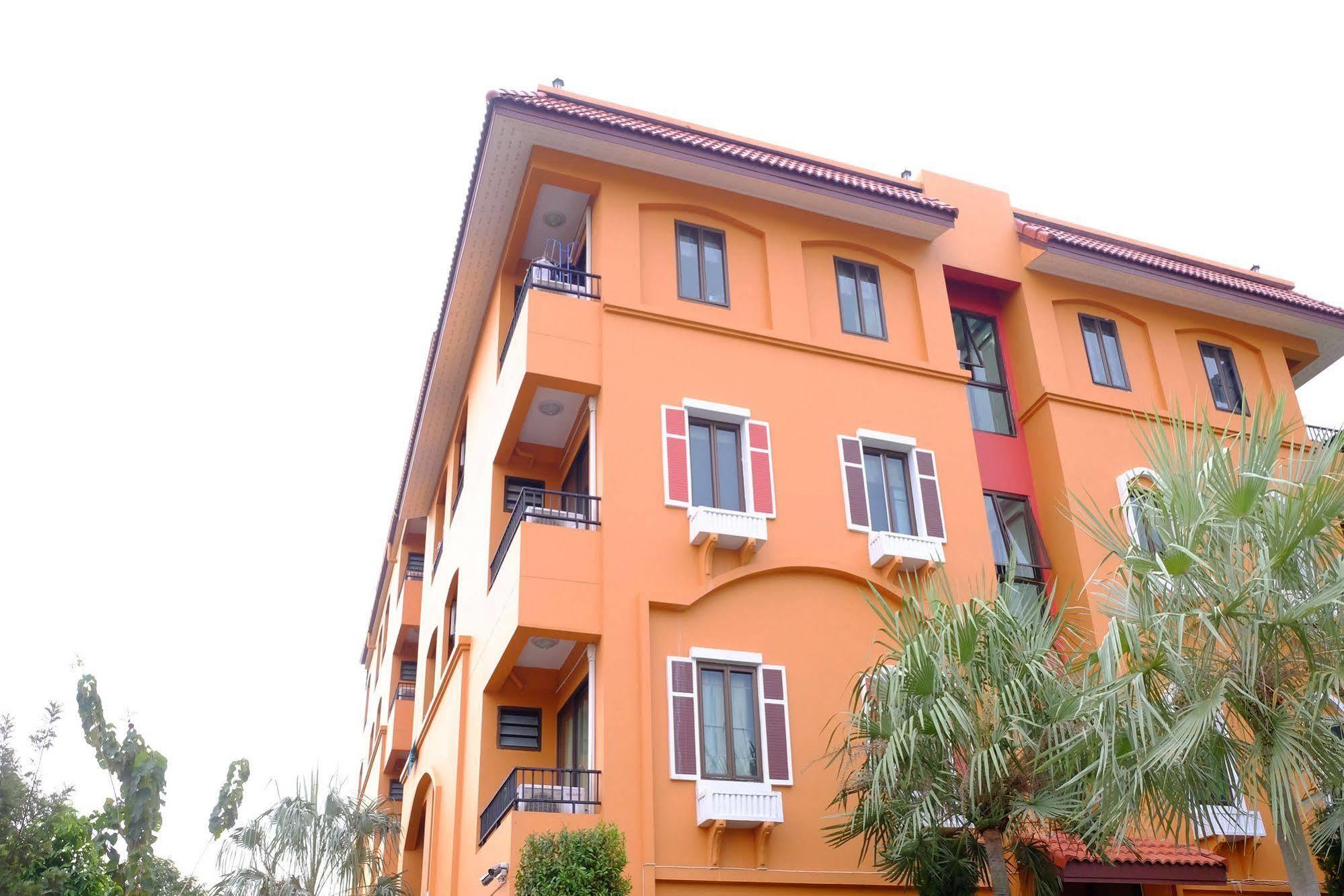 I-Home Residence And Hotel Pluak Daeng Exterior foto